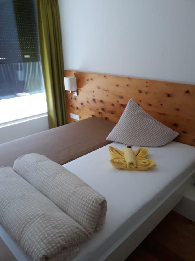 Hermann-Gmeiner-Akademie Hotel Innsbruck Eksteriør billede